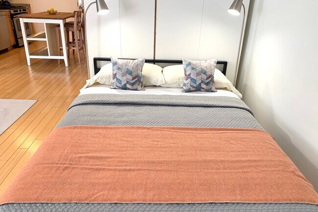 Photo - 516 W 47th St Condo