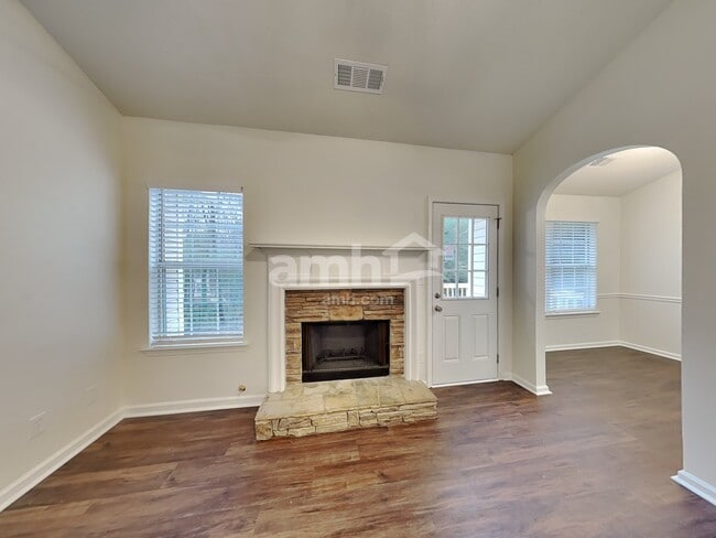 Photo - 30 Cheyenne Dr