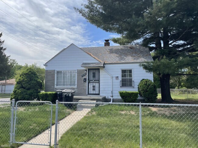 2 br, 1 bath House - 8150 East Hildale Street - 2 br, 1 bath House - 8150 East Hildale Street