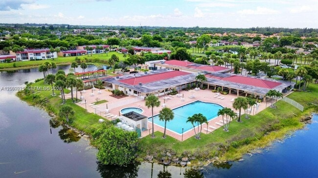 Photo - 136 Lake Dora Dr Unit 136