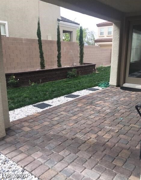 Photo - 5947 Castell Canyon St