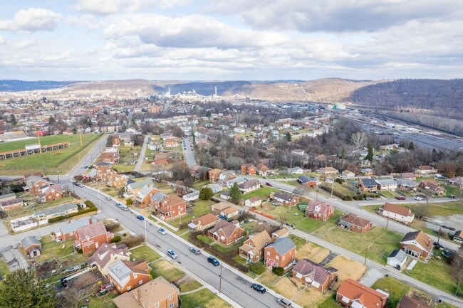 Photo - Amazing 2 bedroom home in Clairton available April 15!