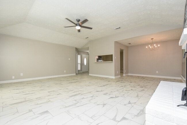 Building Photo - 8307 Stagewood Dr