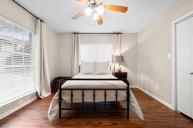 Building Photo - 1809 Stoney Brook Dr Unit True