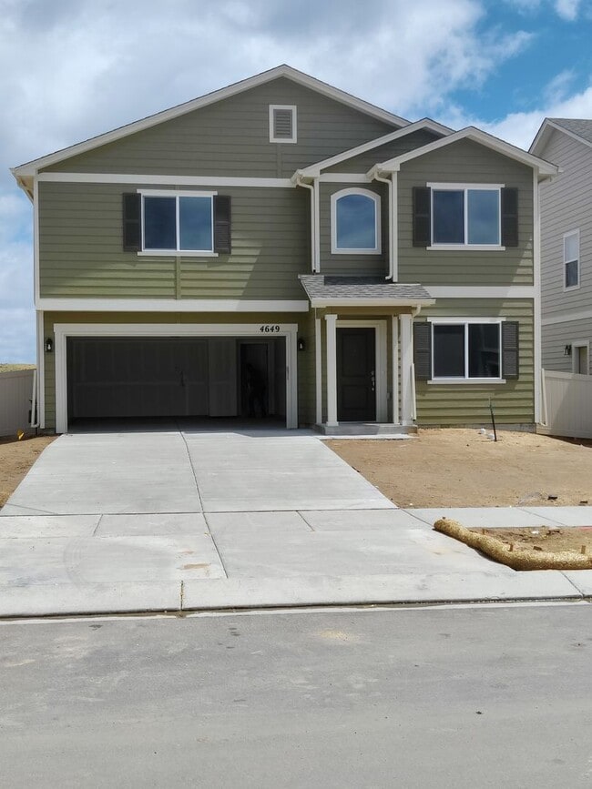New Home in Enclaves - Close to Barnes Rd! - New Home in Enclaves - Close to Barnes Rd!