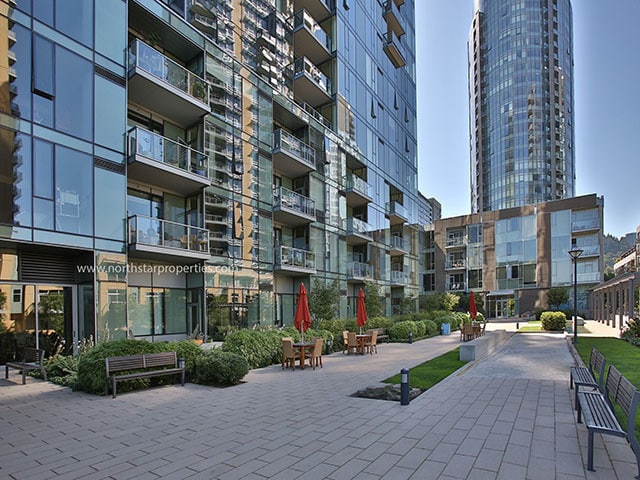 Building Photo - South Waterfront Atwater Perfection