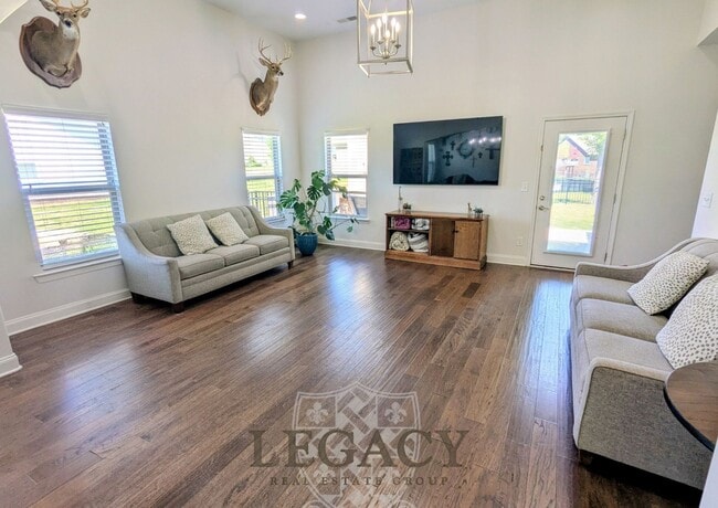 Photo - 6150 Christmas Dr