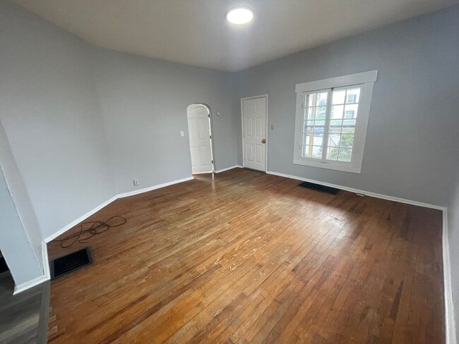 Photo - 615 S Washington St Unidad 100