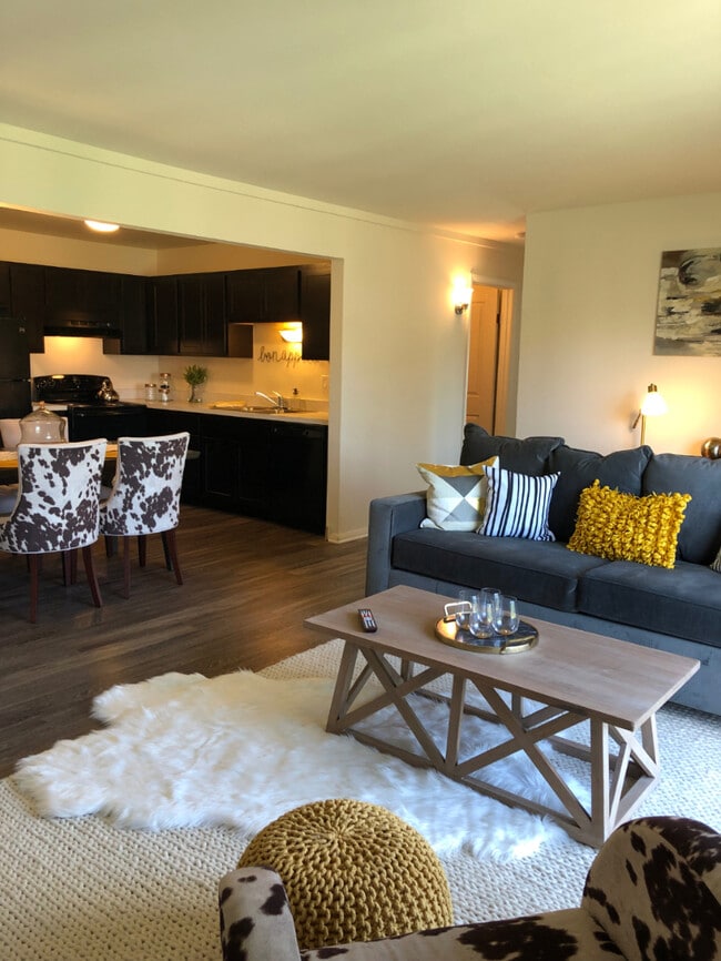 Cedar Ridge Apartments For Rent in Richton Park, IL