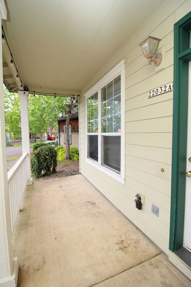 Photo - 22032 NE Chinook Way Unit A