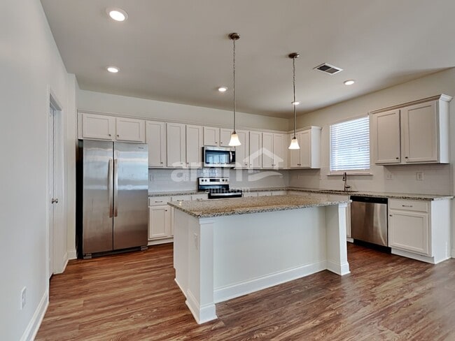 Photo - 401 Tributary Ln