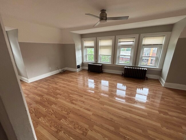 Large Living Room/ceilling fans