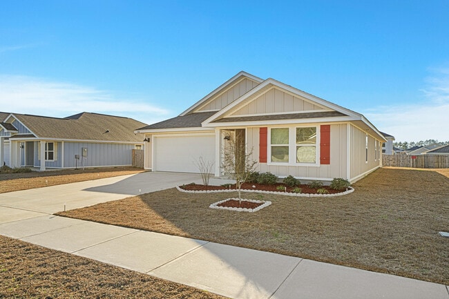 Photo - 526 Mary Lou Way