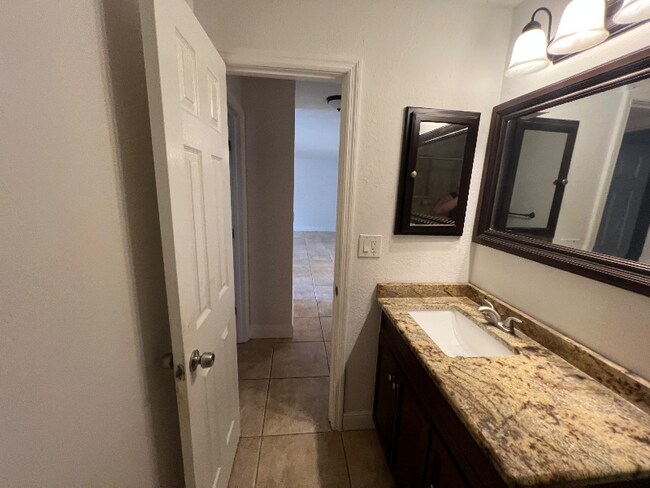 Photo - 2722 SE 16th Pl Apartamento Unidad A