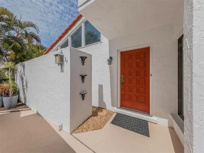 Photo - 1585 Tarpon Center Dr