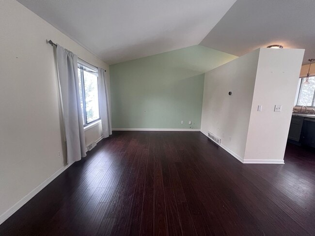 Photo - Single Family Home - Three Bedroom Tri-level!