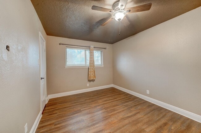Building Photo - 2703 County Rd 962D Rental