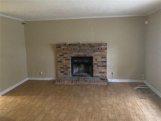 Photo - 2347 Murell Rd