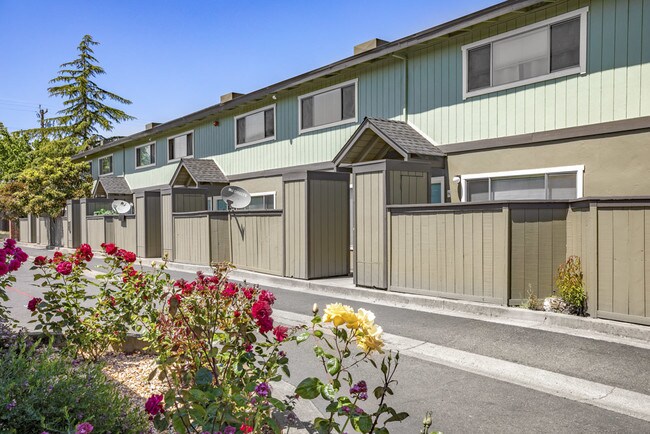 Photo - Woodcreek Deluxe Townhomes