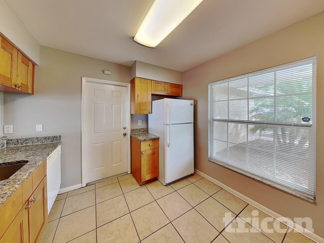 Photo - 1757 Lakeview Village Dr