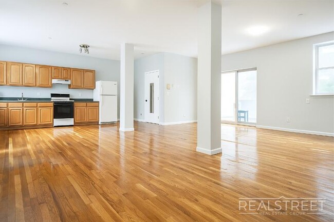 Photo - Spacious LOFT in Williamsburg with Private... Unidad 4
