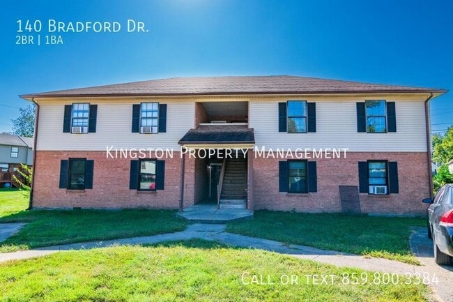 Photo - 140 Bradford Dr