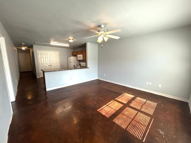 Photo - 525 Pool St Unit A
