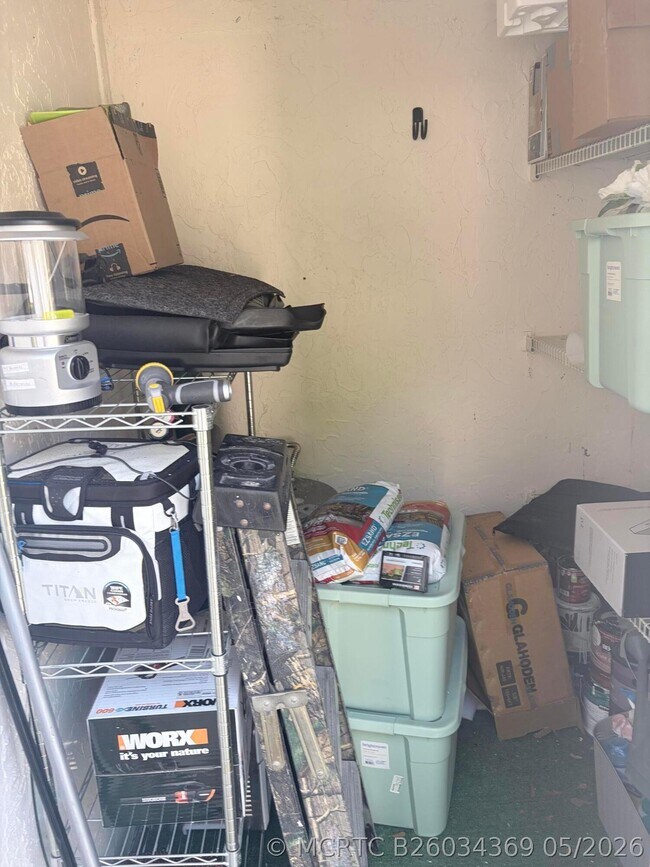 Photo - 3072 Inglewood Terrace