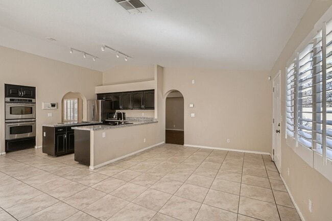 Photo - 2224 Bear Valley St