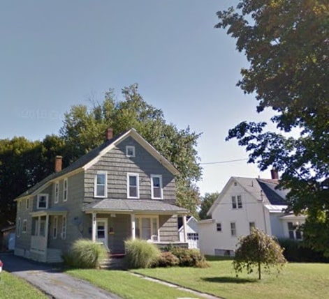 Building Photo - 227 E Garden St Rental