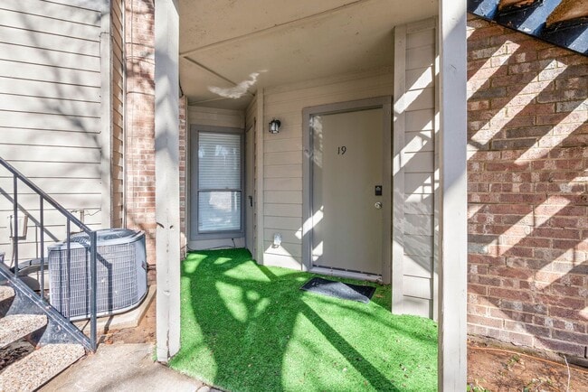 Photo - Furnished Condo with Modern Finishes in Ar...