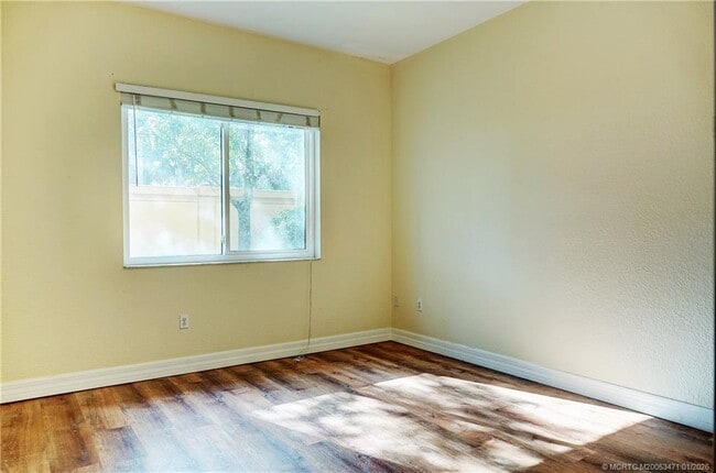 Building Photo - 49 SE Sedona Cir Unit 101