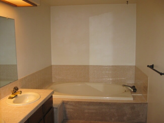 Photo - Pier Point Village - 2 Bedrooms, 2 Bathrooms (13OX#B-101) Unit B101