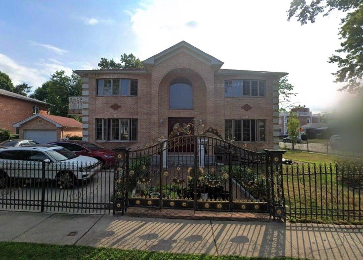 Photo - 66-06-6251 251st St