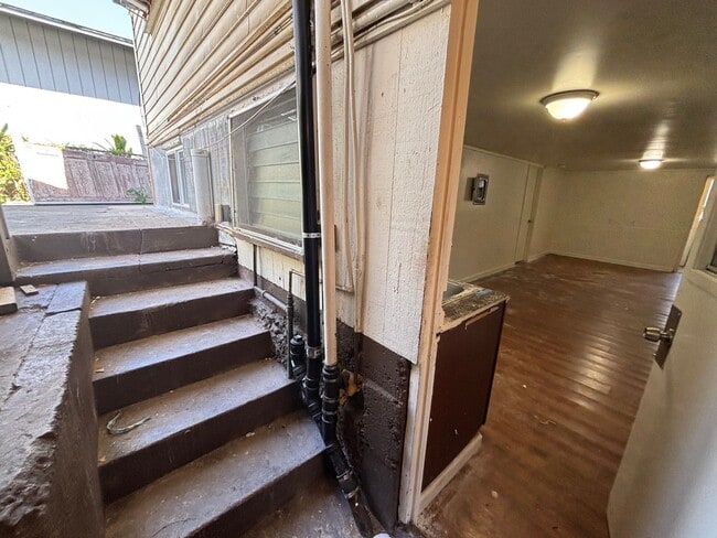 Photo - 1228 Halona Pl Unit 1230D
