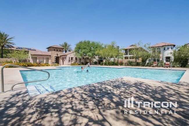 Photo - 12564 W Hummingbird Terrace