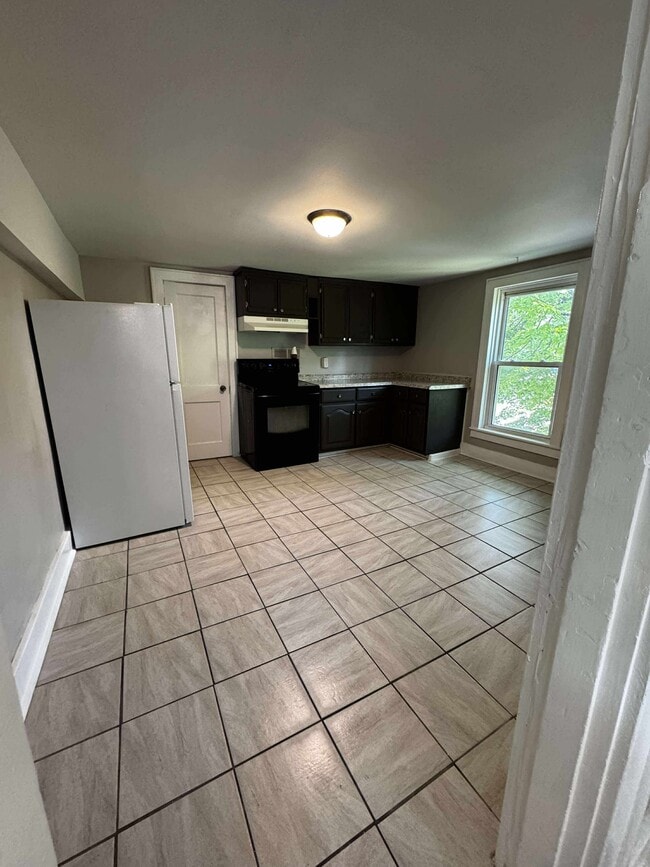 Photo - 836 Richardson st