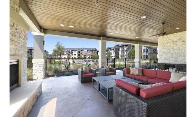 Photo - 7740 183A Unit b4