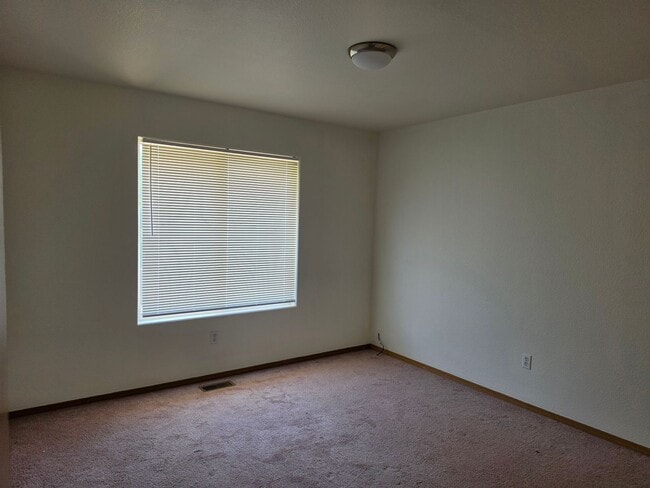 Photo - ALL PROSPECTIVE TENANTS MUST SUBMIT A $58 NON-REFUNDABLE APPLICATION FEE PER APPLICANT ONLINE AND...