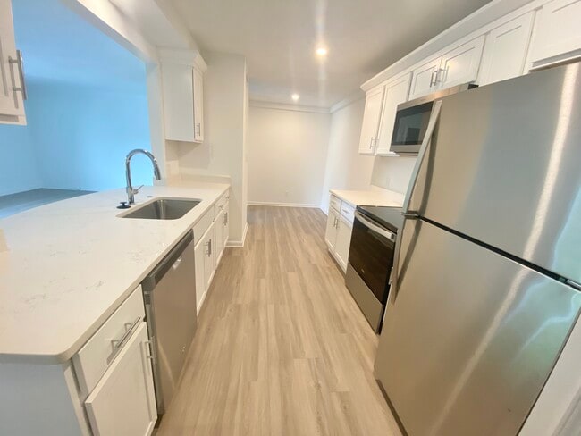 Peakland Apartments