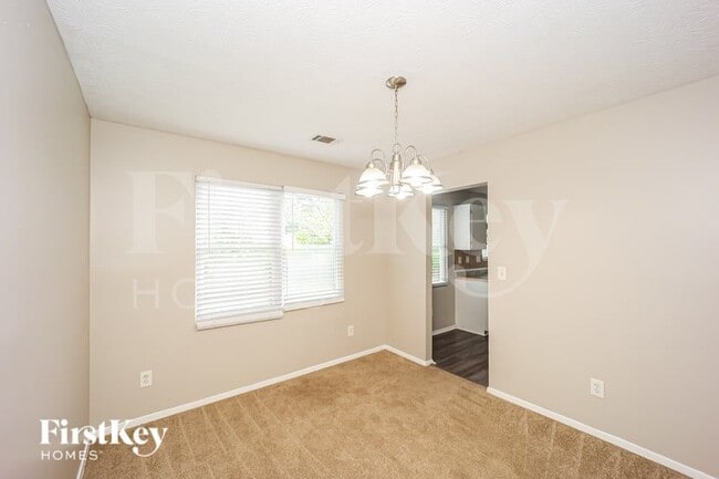 1287 Mill Lake Cir