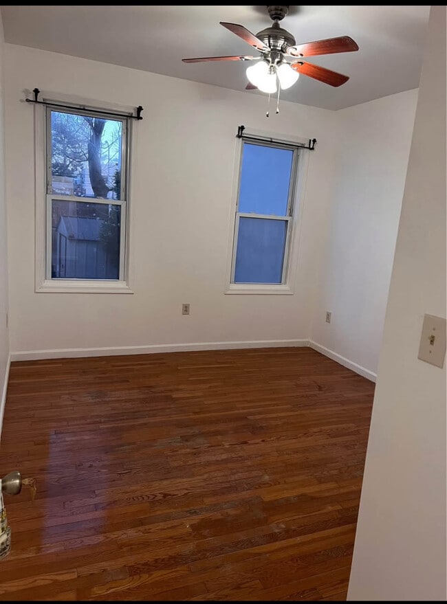 Bedroom 2 - 218 Delaware Ave Unit 1