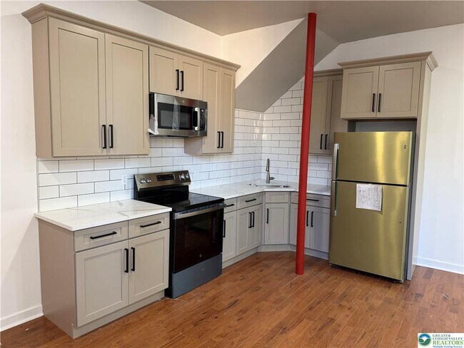 Photo - 711 W Chew St Unidad 1