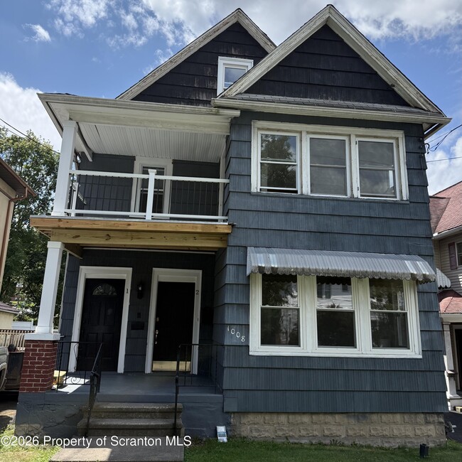 Building Photo - 1008 Fisk St