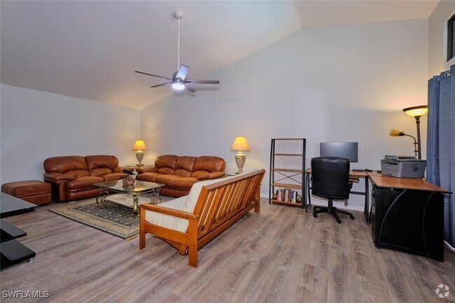 Building Photo - 5510 SW 4th Pl Unit 406 Rental