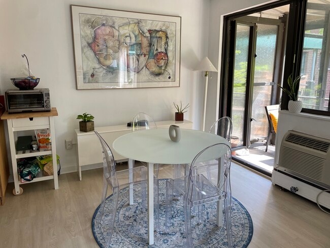 Photo - 2325 42nd St NW Unidad 418