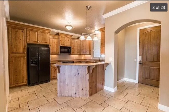 Photo - 810 S Dixie Dr
