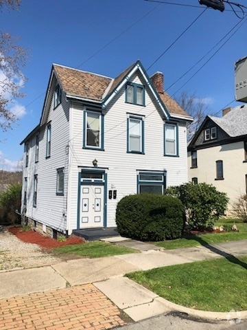 Building Photo - 515 5th St Rental