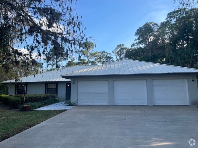 Building Photo - 12696 Quercus Ln Rental