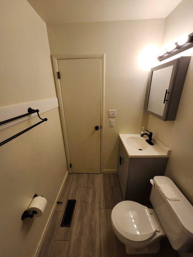 Photo - 119 Tall Timber Ct